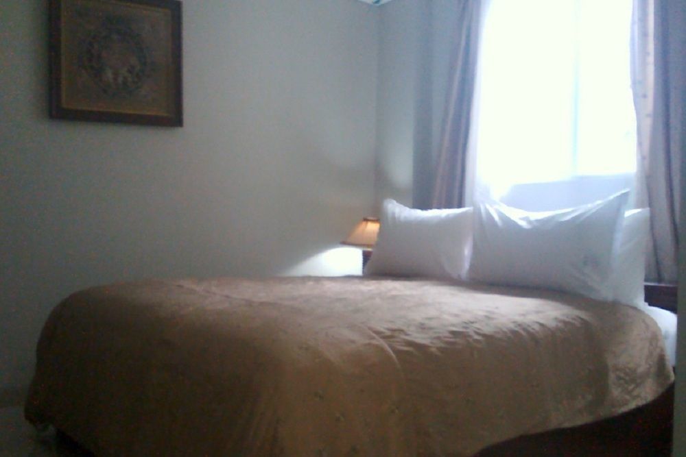 La Nostalgie Boutique Guest House Bandung Exterior foto